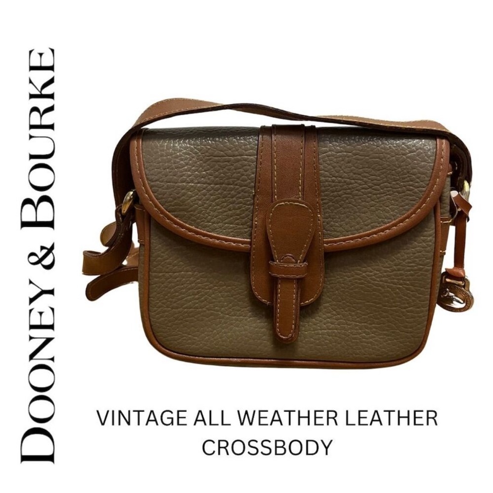 Vintage Dooney & Bourke Crossbody Bag w/ Adjustable Strap and Classic Design